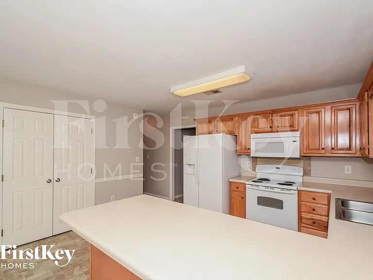 6296 Russet Landing Cir — Photo 8