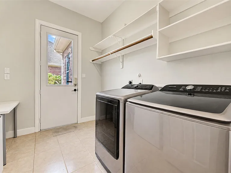 11422 Carson Field Ln — Photo 10
