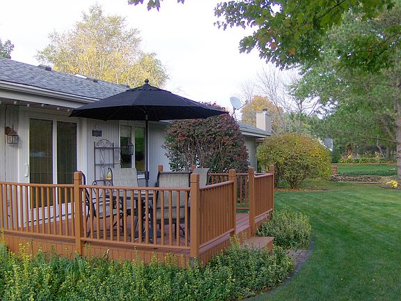 4th image of 5931 Sandringham Ln