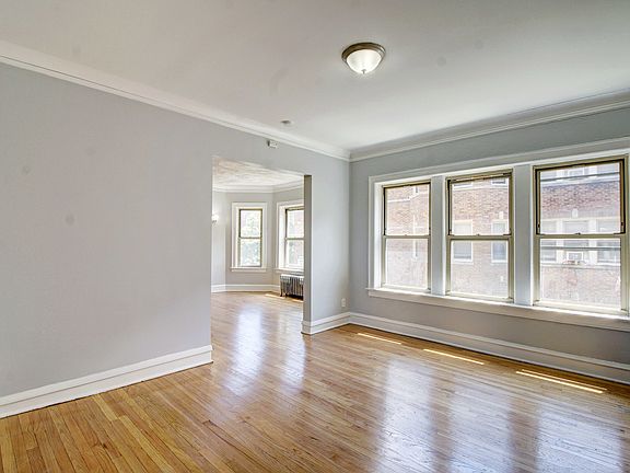 4th image of 9036 S Bishop St #3A