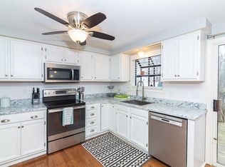 70 Pleasant St APT 3, North Attleboro, MA 02760