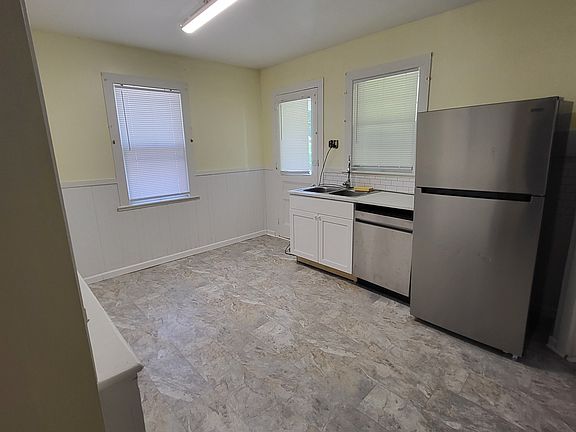 new fridge and dishwasher
