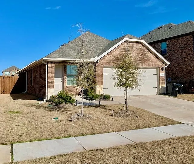 3 bed, 1585 sqft, $1,995 — Photo 2