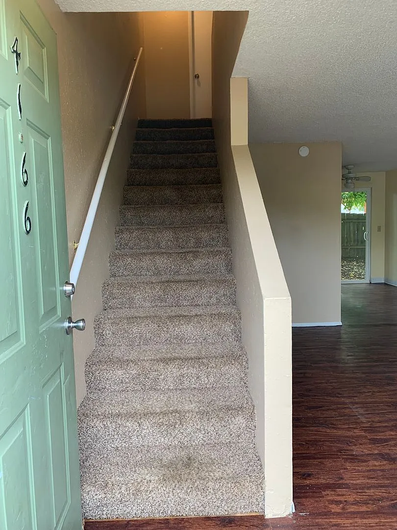 HOLM-4166SW17 — Photo 2
