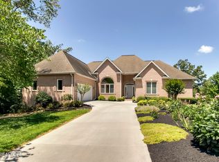 3235 Topside Dr, Kodak, TN 37764