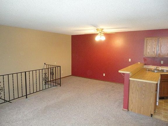 4th image of 2740 Brookdale Ln N