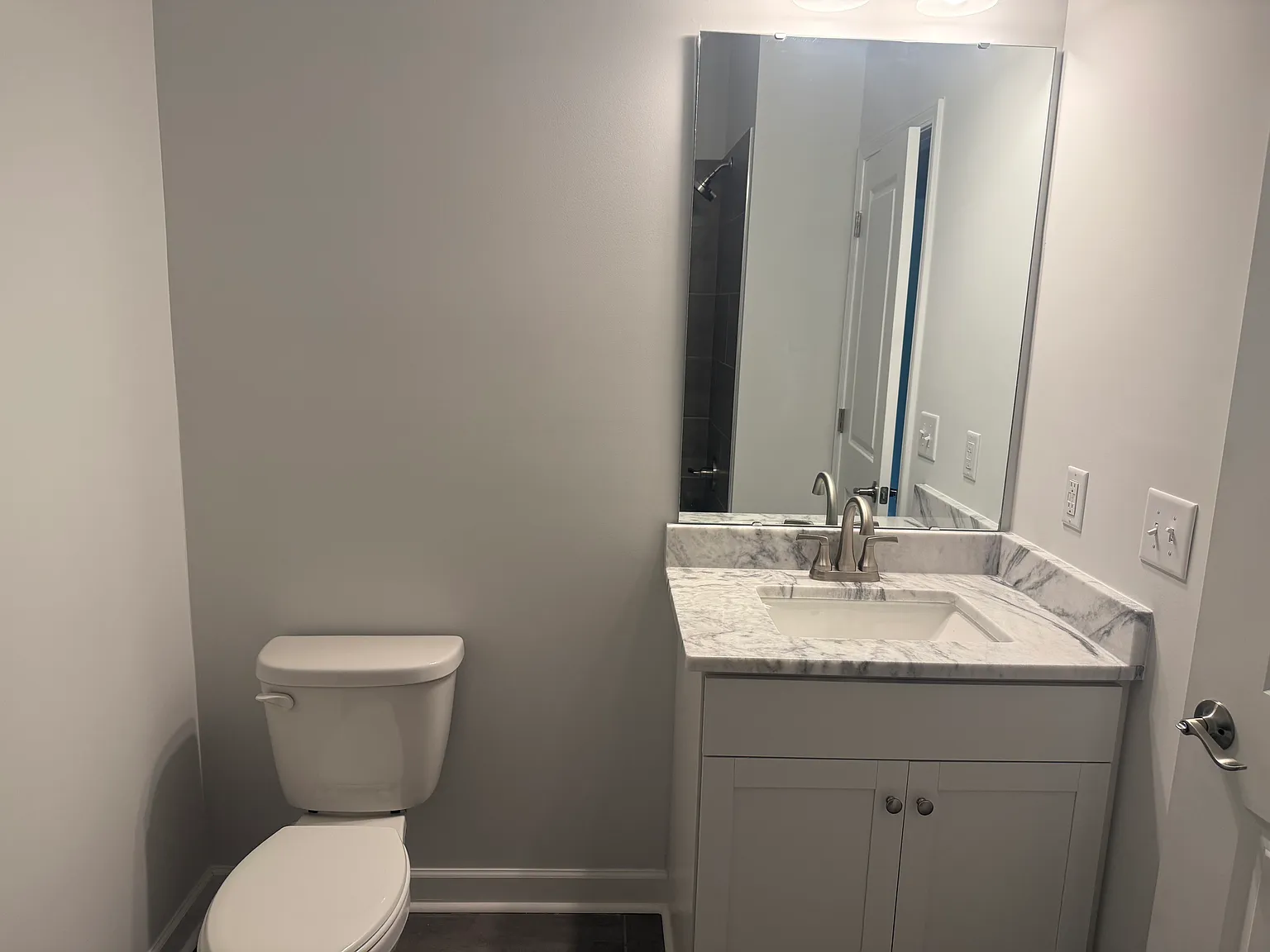 1509 Collinston Dr — Photo 2