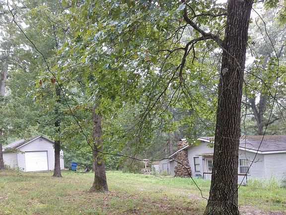 2nd image of 104 Turkey Tree Rd