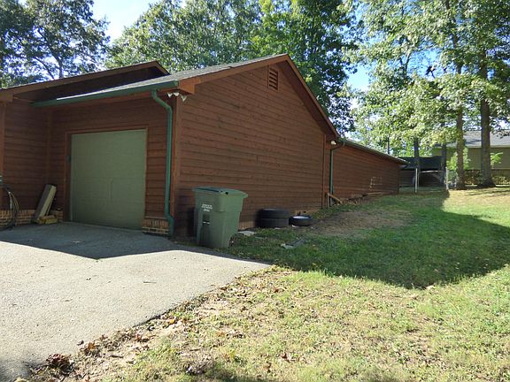 4th image of 179 Malver Dr