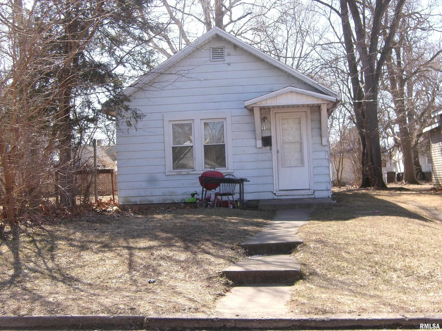 2328 W Antoinette St photo 1