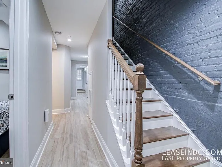 1626 Monroe St NW #1 — Photo 13