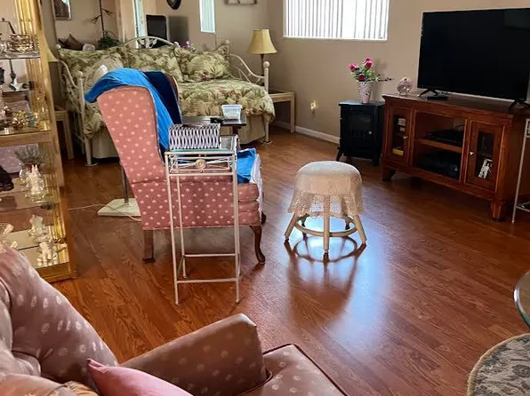 725 Lori Drive #313, Palm Springs, FL 33461