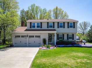 3983 Irwin Simpson Rd, Mason, OH 45040