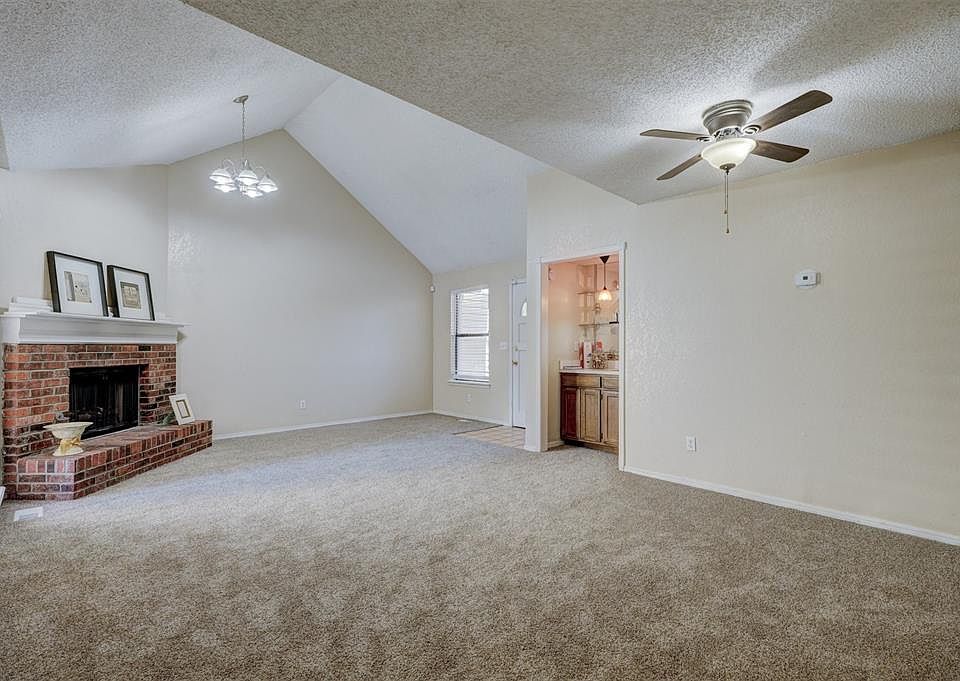 1st image of 309 Abilene Ave