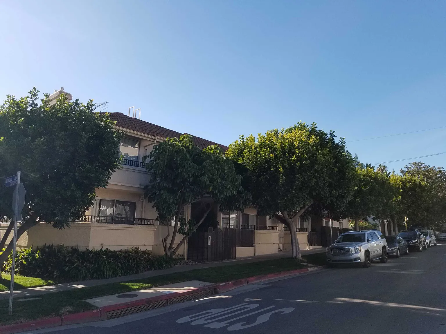 2 bed, $3,695 — Photo 4