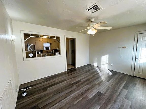 4th image of 917 SW 48th St