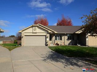 2600 Arrow Ridge Pl, Lincoln, NE 68506