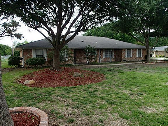 3rd image of 123 Moonlight Dr