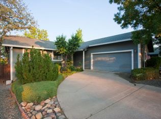 1813 Kildare Dr, Redding, CA 96001