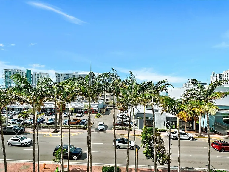 6799 Collins Ave #312 — Photo 22
