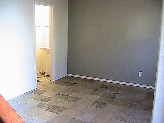 3rd image of 6010 NE Maidstone St