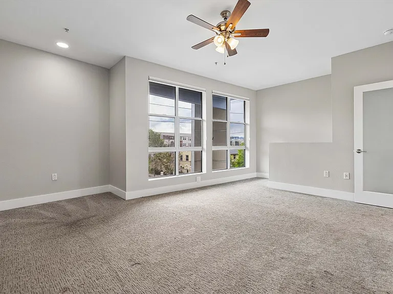 2400 Champa St #5 — Photo 16