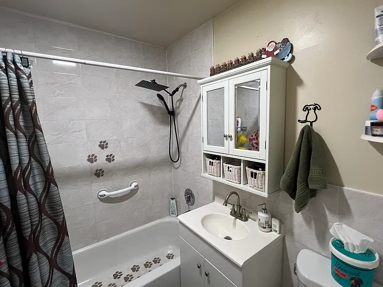 77 N Pond St #1 — Photo 9