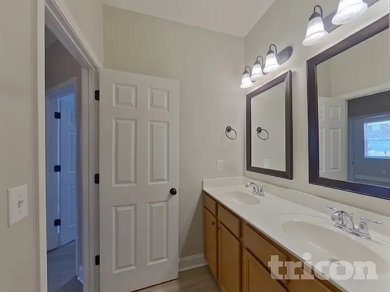 338 Bronze Dr — Photo 14