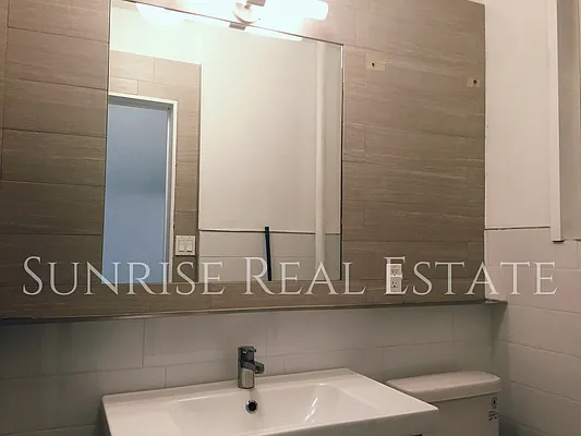 Rented by Sunrise Real Estate | media 40