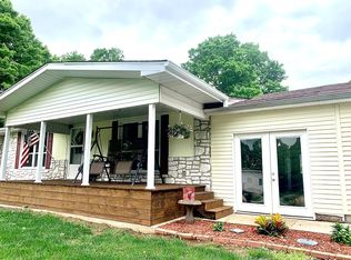 7696 S Maple Ln, Carlisle, IN 47838
