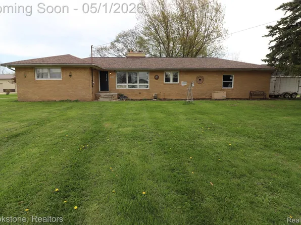 2595 Yargerville Rd, La Salle, MI 48145