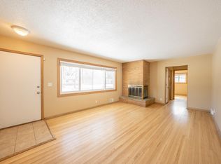 5901 Pearson Dr, Brooklyn Center, MN 55429