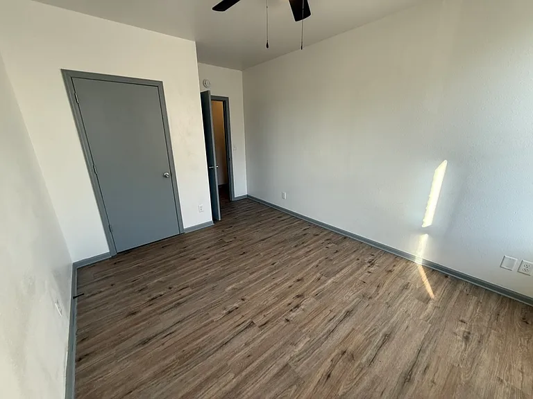 1501 Central Ave #1513-1 — Photo 10