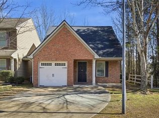 3018 Broadleaf Trl, Fairburn, GA 30213