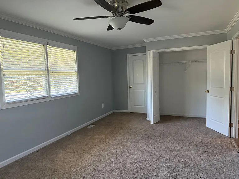 7950 Quarterfield Rd — Photo 14