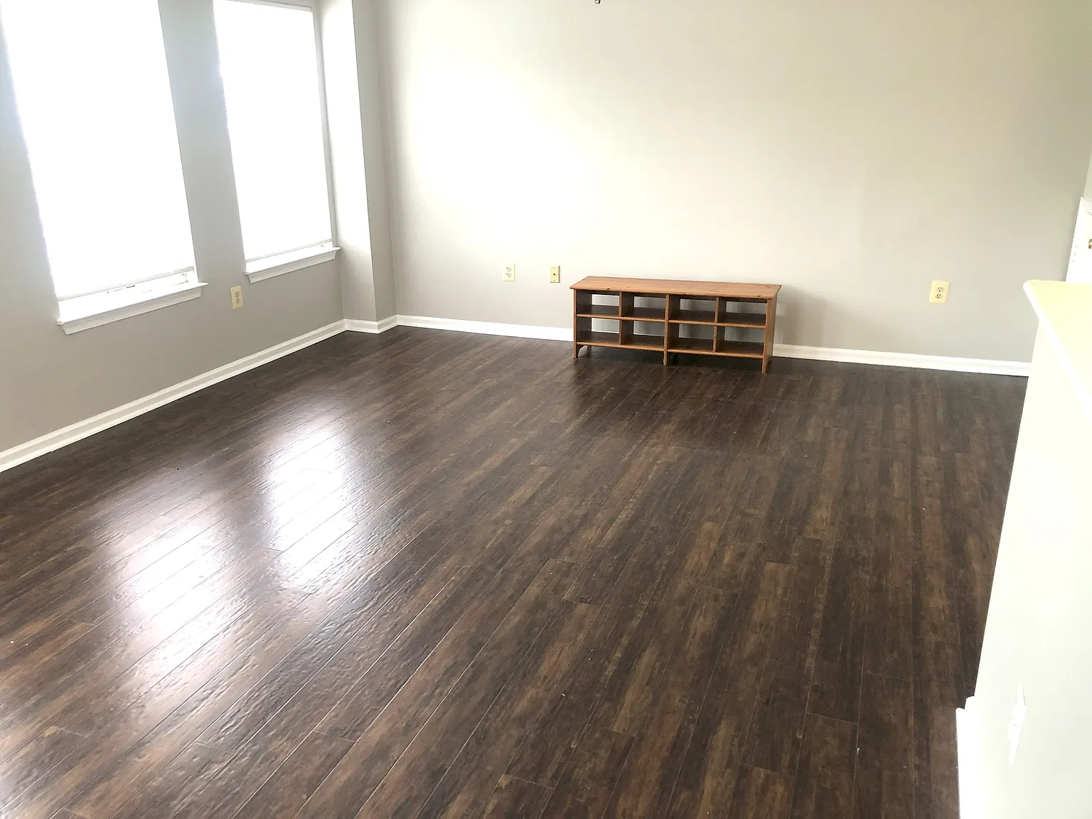 3 bed, 2.5 bath, 1181 sqft, $2,590 — Photo 3