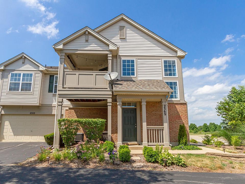 1st image of 2369 Vanderbilt Dr #2369