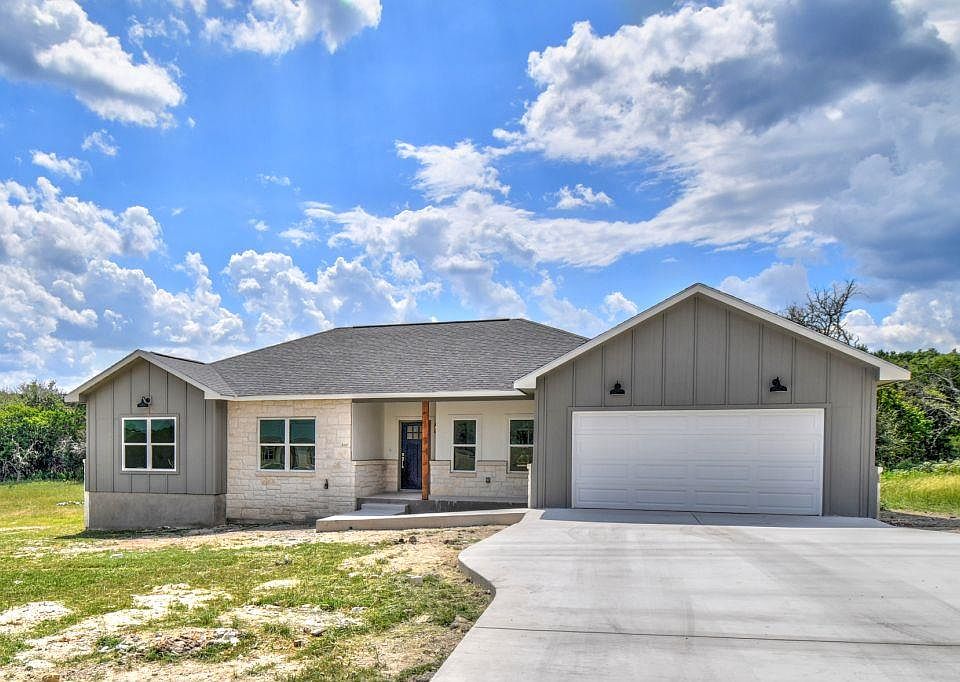 1st image of 127 Misty Ln