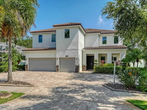 1583 Hansen St, Sarasota, FL 34231
