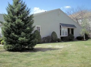 30A John Adams Ct, Monroe Township, NJ 08831