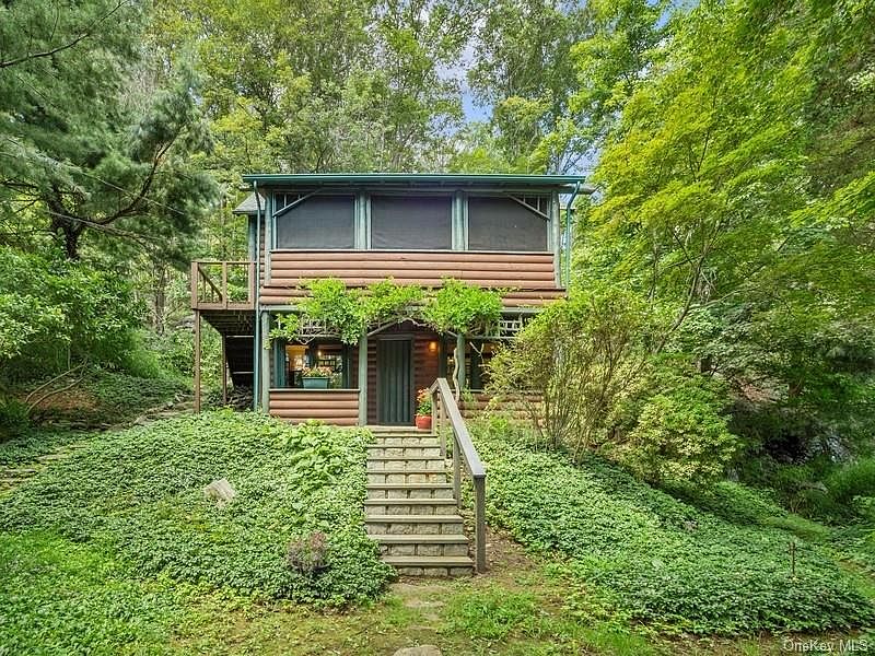 10 W Curry Road, Mahopac, NY 10541 Zillow
