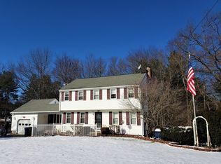 63 Oxford Rd, Dracut, MA 01826