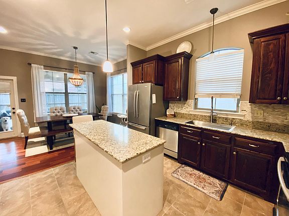 4th image of 112 Rivergrass Dr