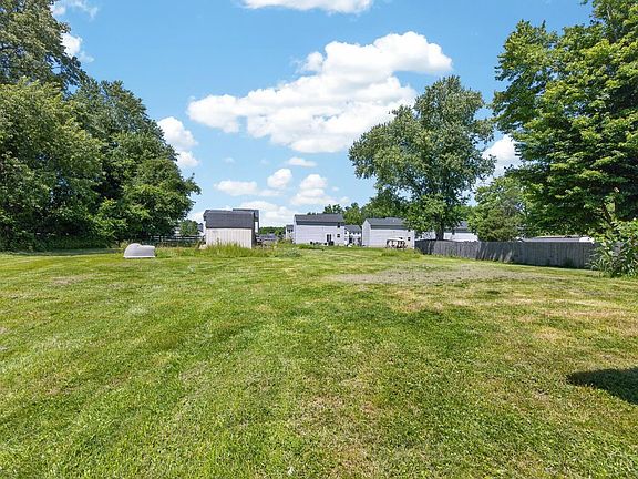 4th image of 3487 Virginia Dr