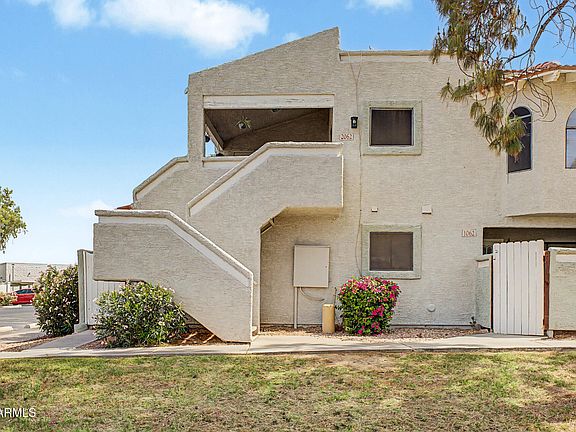 2nd image of 850 S RIVER Drive #2062