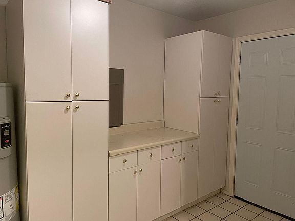2nd image of 1408 Preston Ct