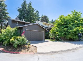 18 Britten Ct, Lake Oswego, OR