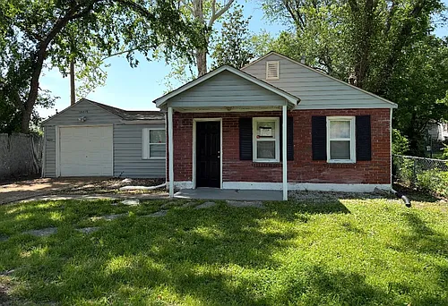 10019 Northgate Dr Photo 1