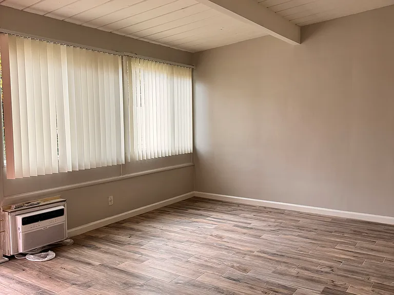 1214 Boynton St #15 — Photo 7