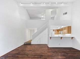 2731 Erringer Rd APT 63, Simi Valley, CA 93065